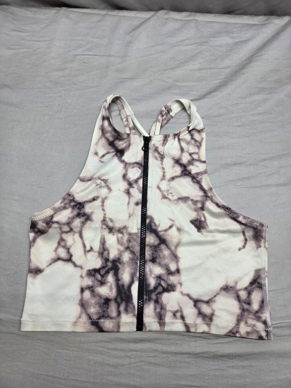 Charlotte Russe White and Taupe Tie-Dye Front-Zip Sports Crop